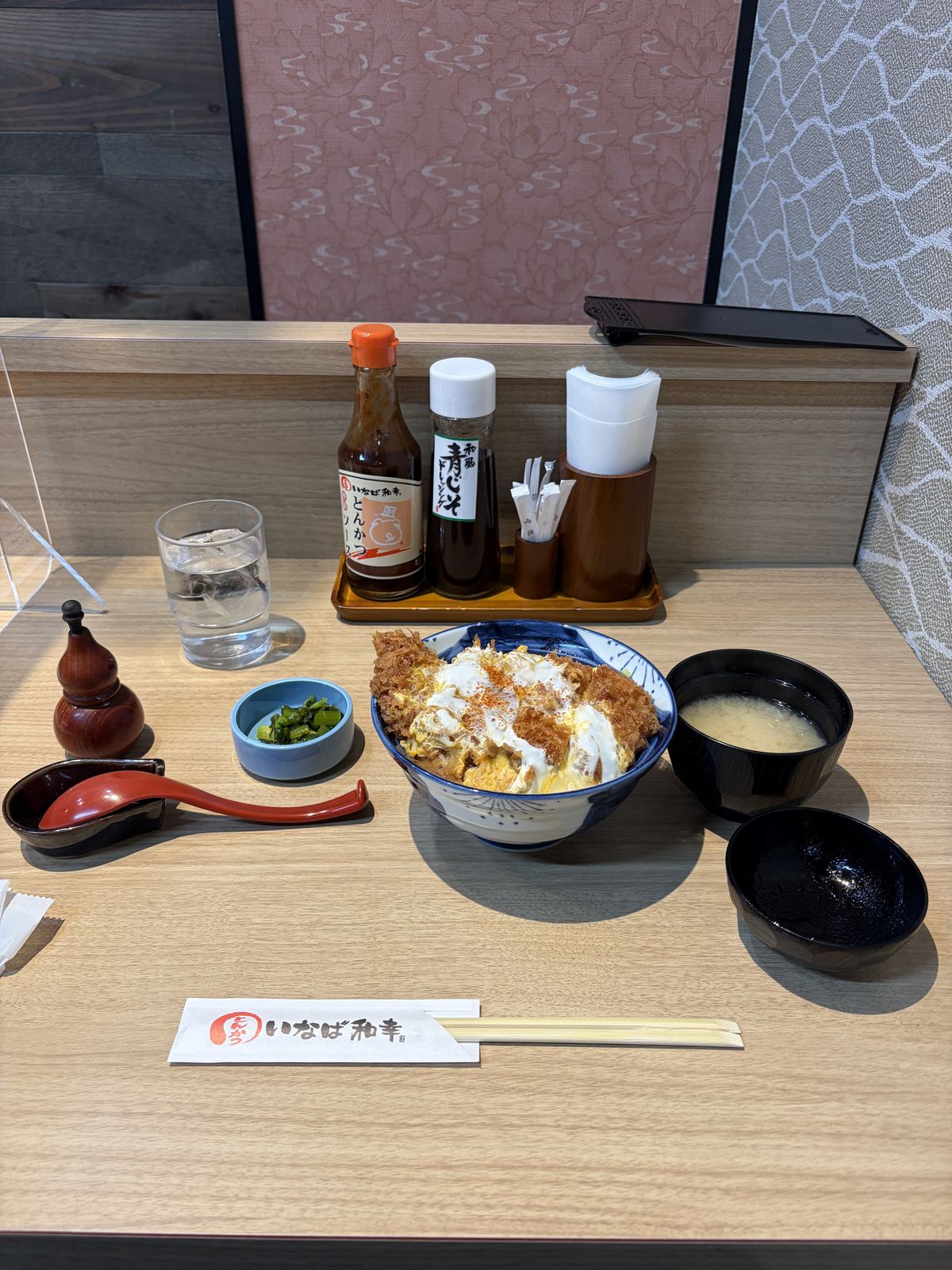 とんかついなば和幸の分厚いカツ丼