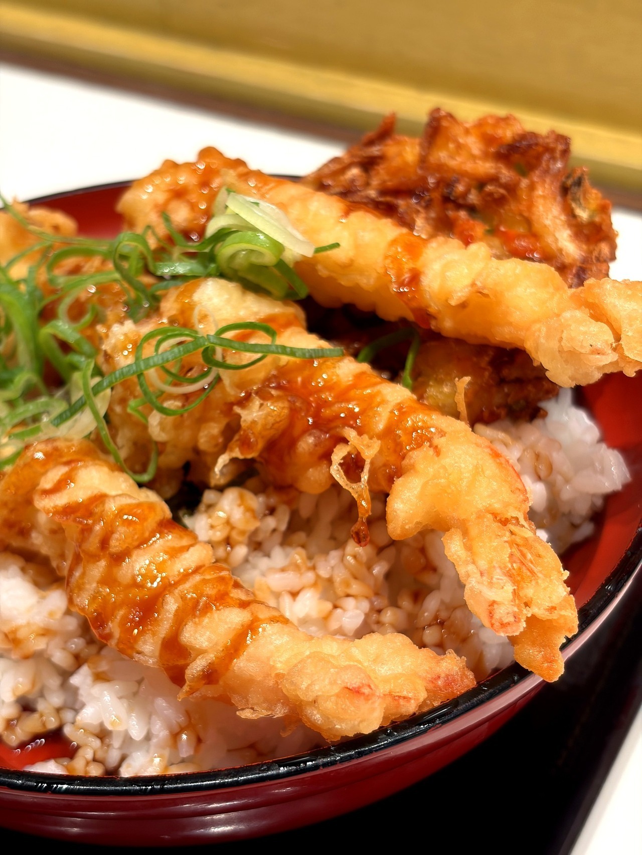 海老とかき揚げの天丼