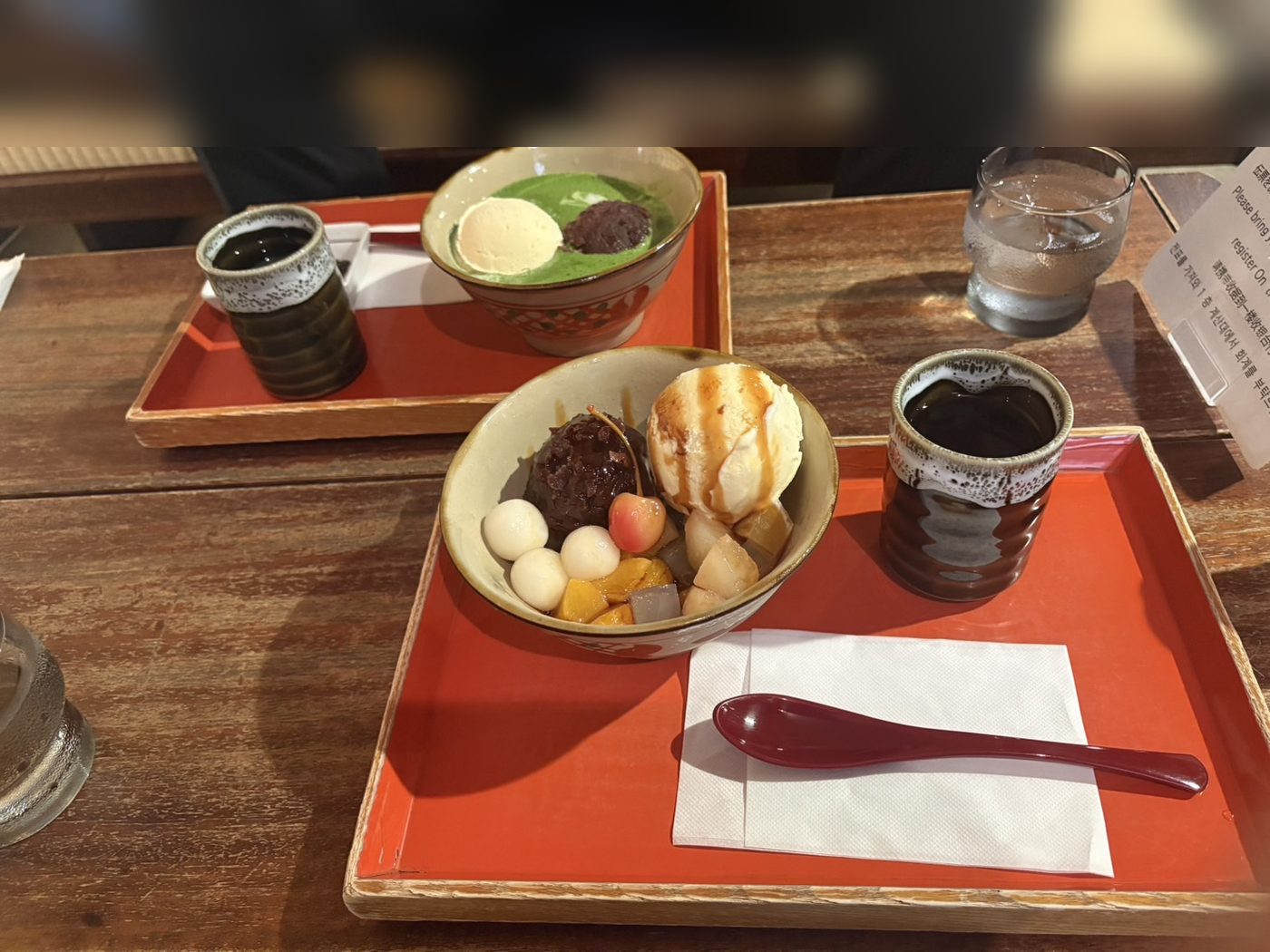 荒木屋の白玉クリームあんみつ