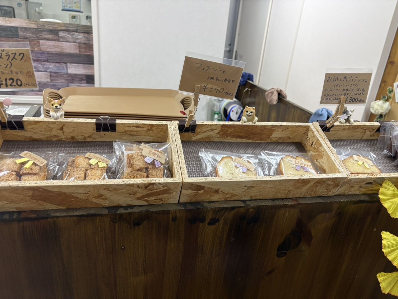 ラスクやフィナンシェなどの焼き菓子