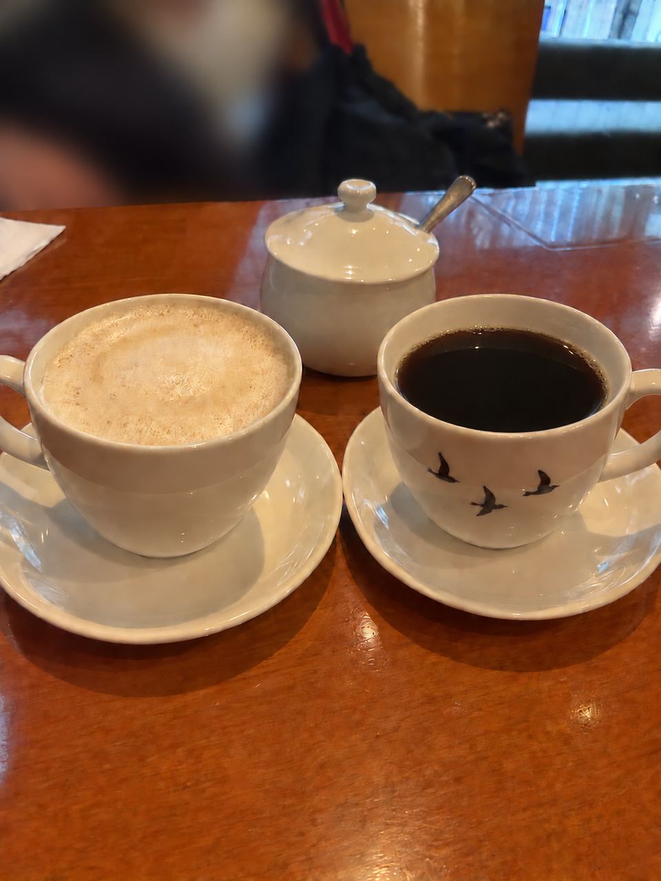 tri cafeのブレンドコーヒーとカフェオレ