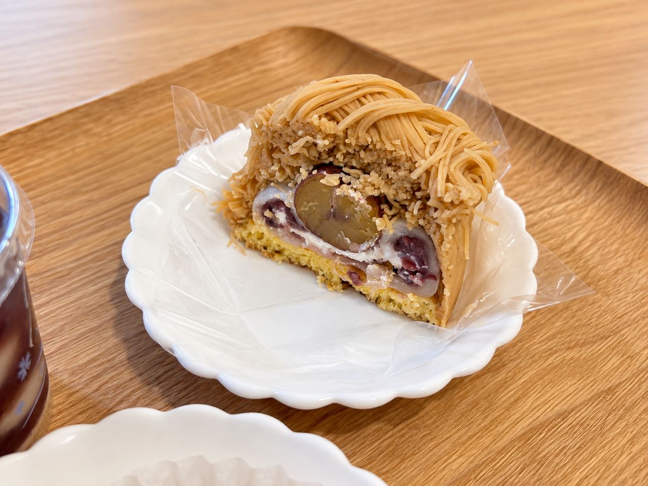 夢菓房たからのシャワーモンブラン大福の断面